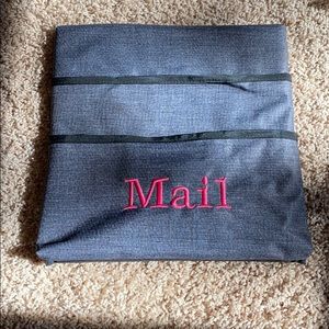 Thirty-One mail organizer